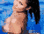 Σέξι κορίτσι στην πισίνα